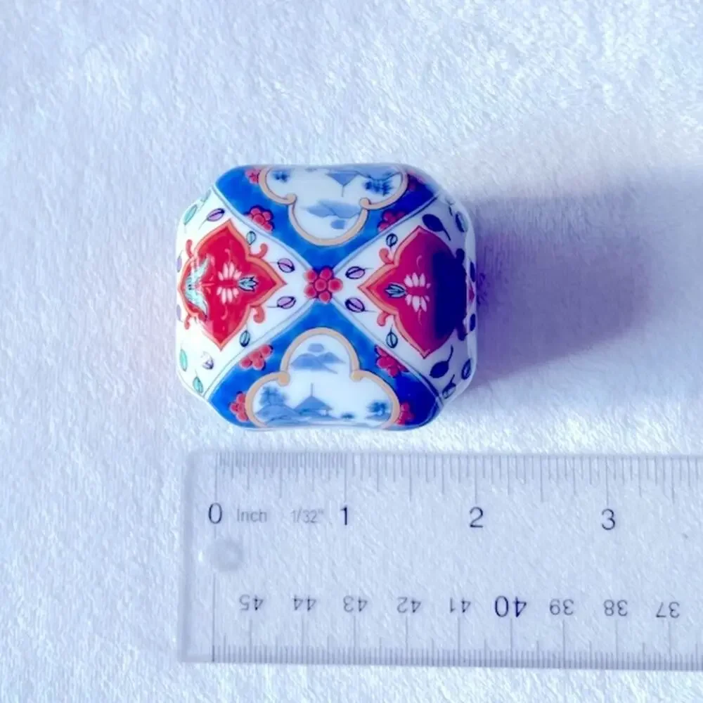 Vtg Takahashi Imari Style Trinket Box Japan Jewelry Ring Holder Vanity Decor
